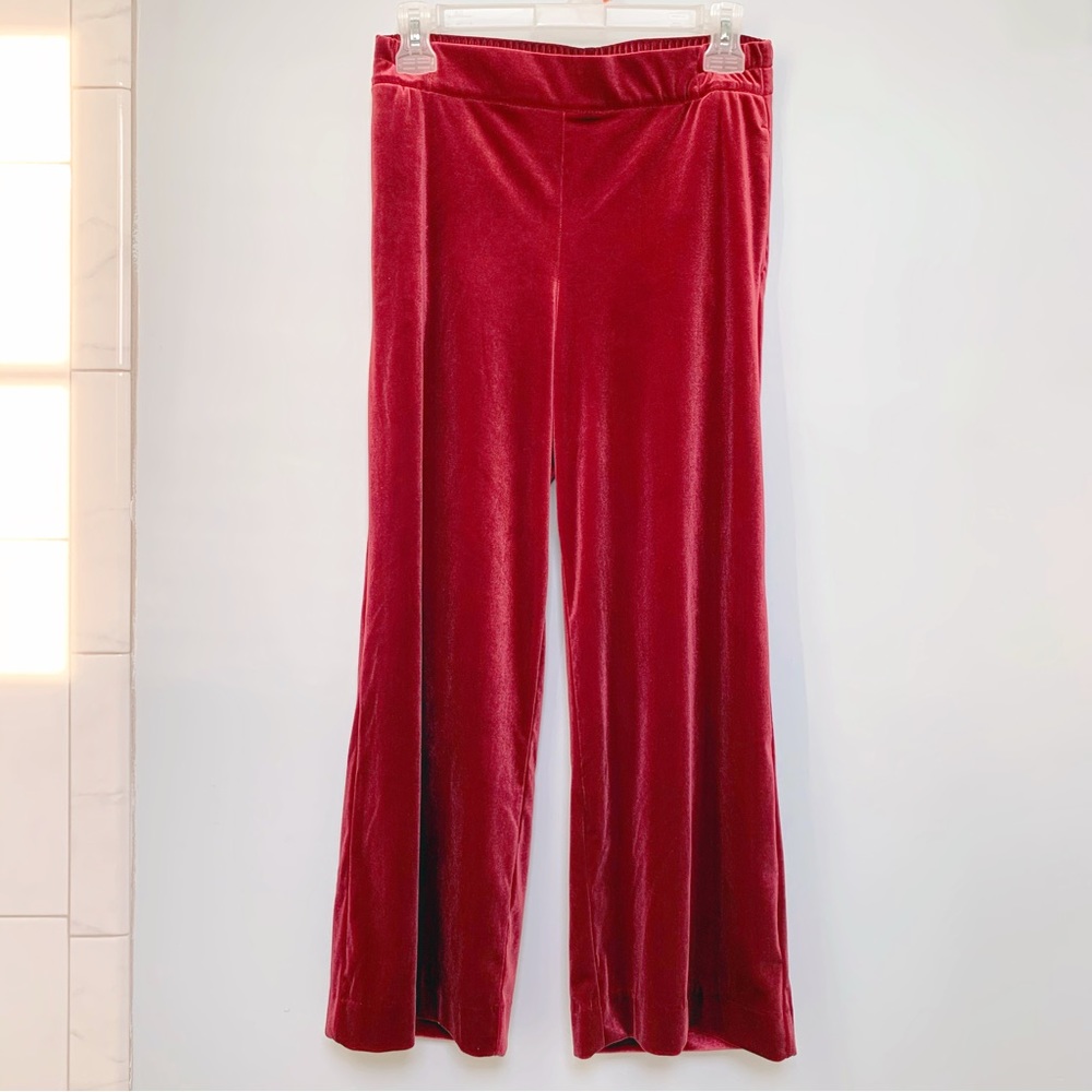 ⭐️ Red Velvet Cropped Pants Old Navy